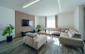 Beautiful Home In Imotski