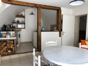 appartement au calme à Yronde et Buron