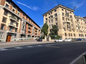 Prestigious 3 bedrooms, 8 guest, City centre Porta Romana