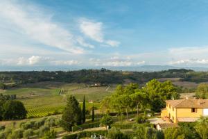 Villa Aurea - Private Pool & Garden in Tuscany