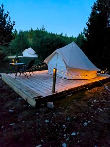 Vukov Konak - Wolfs lodge