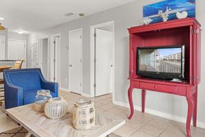 Romar Beach 112 condo