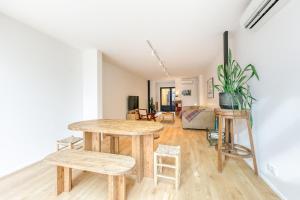 Designer loft 5 minutes from Paris
