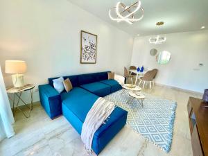 NEW bright and luxurious 2 bedrooms in Rd Malaga