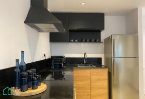 New 1 bedroom with garden and sea side at Marsa Cornich