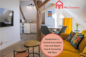 Mia Cambro