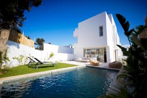 Villa Hermes: Seaside and luxurious