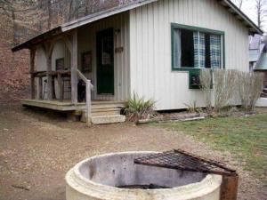 Explore the Beautiful Nature Surrounding this Cabin in Indiana