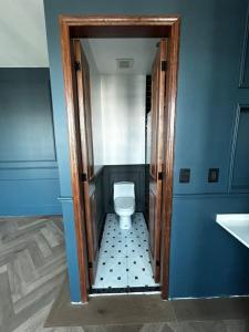 The Sapphire View Suite