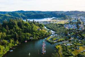 Treetop Lodge - 2 Homes on one Property!