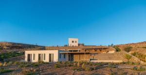 Helios n Astra Vivlos Naxos