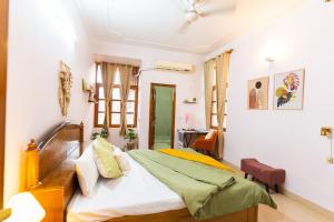 Solace by the Ganges