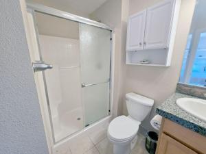 2 Bedroom Condo in the Heart of Rockaway Beach