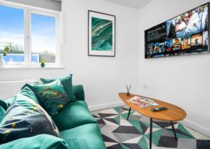 Cozy 2 Bed Apartment - Parking - Netflix 27AC