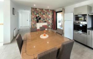 2 Bedroom Amazing Home In Talmont Saint Hilaire