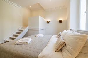 69 PICAUD - Charming 3-bed with sea view balcony and parking