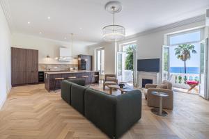 69 PICAUD - Charming 3-bed with sea view balcony and parking