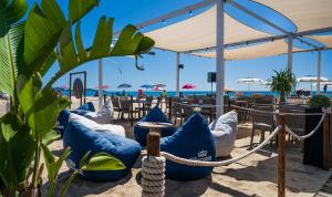 V18 Acquamarina img16