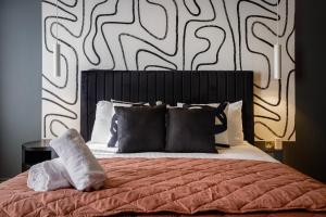 Stylish 4-Bed House Central Blackpool Family Stay