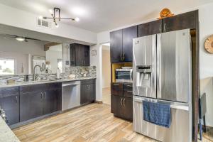 Mountain-View Escape Near Santa Ana Casino!