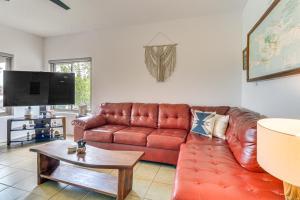 Mountain-View Escape Near Santa Ana Casino!