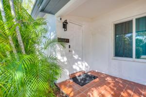 Couples Retreat 1 Mi to Fort Lauderdale Riverwalk