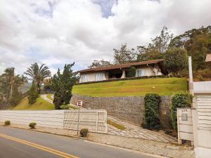 Casa Central ao lado do Zoo!