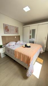 Apto Flor Três Marias-2 Quartos- Apto todo climatizado- Moderno, confortável, à 150m do Parque Termal