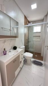 Apto Flor Três Marias-2 Quartos- Apto todo climatizado- Moderno, confortável, à 150m do Parque Termal