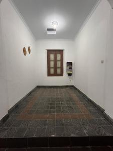 Omah Kuwitan, Traditional Java Home & Hospitality