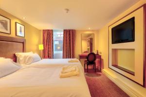 Manchester Airport Stanley Hotel by Belvilla