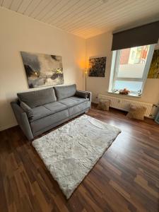 Ideal auch als Ersatzwohnung bei Schäden zuhaus, im Herzen City Kiel 1 Zi Whg pure Gemütlichkeit, eigener Parkplatz, große Wohnküche, 10 m Fußweg zur Universität zu Kiel, 5 min zur Uniklinik, Ostsee, City, Seebäder