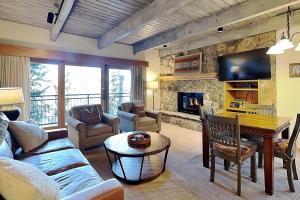 Timberline Condominiums 2 Bedroom Deluxe Unit A2A