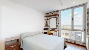 Semipiso frente al mar