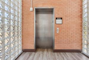 Chic City Escape Cozy Condo No 209