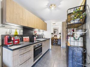 Appartement haut standing au centre des Gets, 5 pers, balcon, wifi, proche commerces - FR-1-623-201