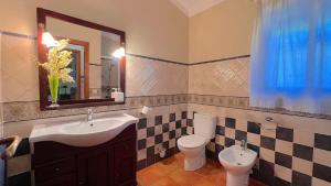 Pet friendly villa 10 minutes from the beach