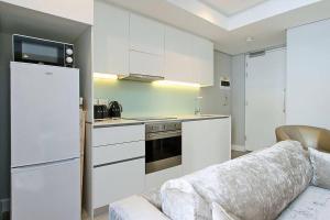 Beautiful 1-Bedroom Apartment in Prime Green Point