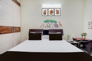 SPOT ON Aparnas Home