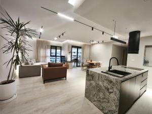 Villette Sodic 3BR with Jacuzzi and Stunning Views