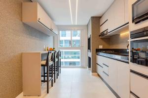 Lindíssimo Apto na Praia de Bombas