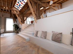 Luxury Designer Penthouse with Roof Terrace