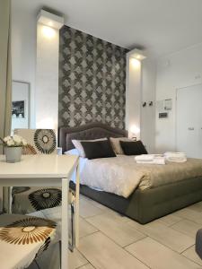 Castel S Angelo Rooms - Direct bus to and from Fiumicino Apt