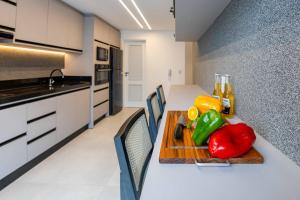 Apartamento Lindíssimo na Praia de Bombas