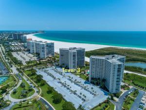 End Unit w Top of Line Finishes Crazy Wide Gulf Views