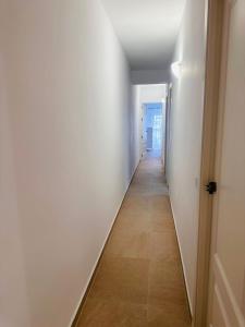 3 bedrooms flat-Fuengirola center-2 min from beach