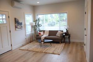 Quite And Cozy Retreat In Vanocuver Downtown