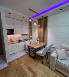 Green Hill Isidorovic Zlatibor