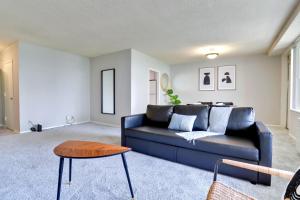 Metro-Accessible Spacious Apartment Near DC