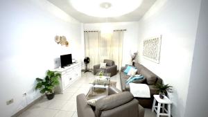 Menendez Bohemian Dreams by Deihu Experiences